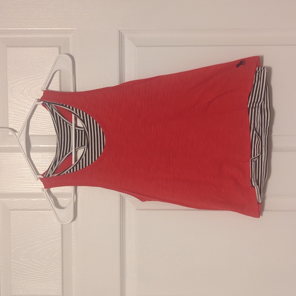 Sleeveless top for girls